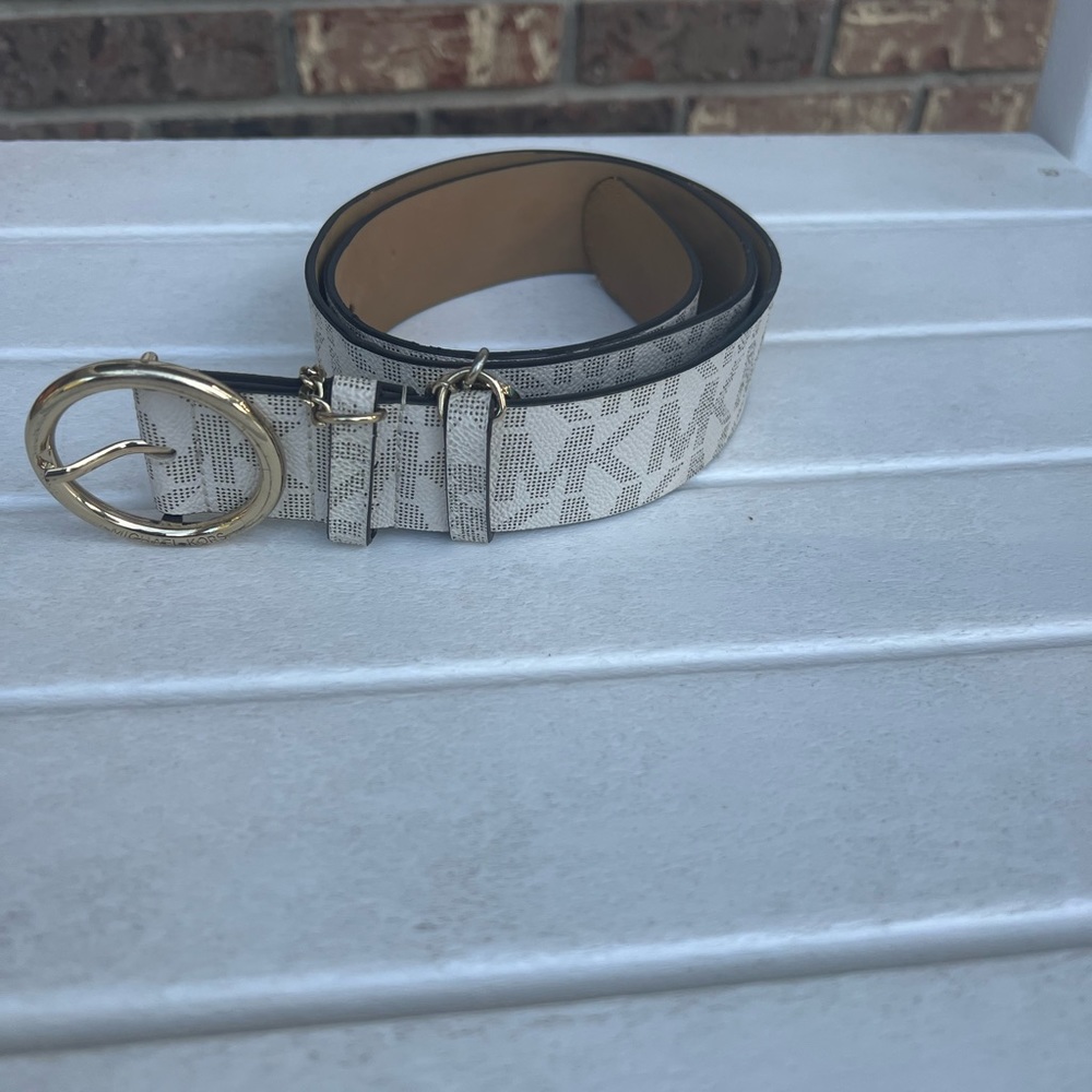Michael Kors Mk Monogram Gold Buckle and Chain Belt -white 551802 Size M